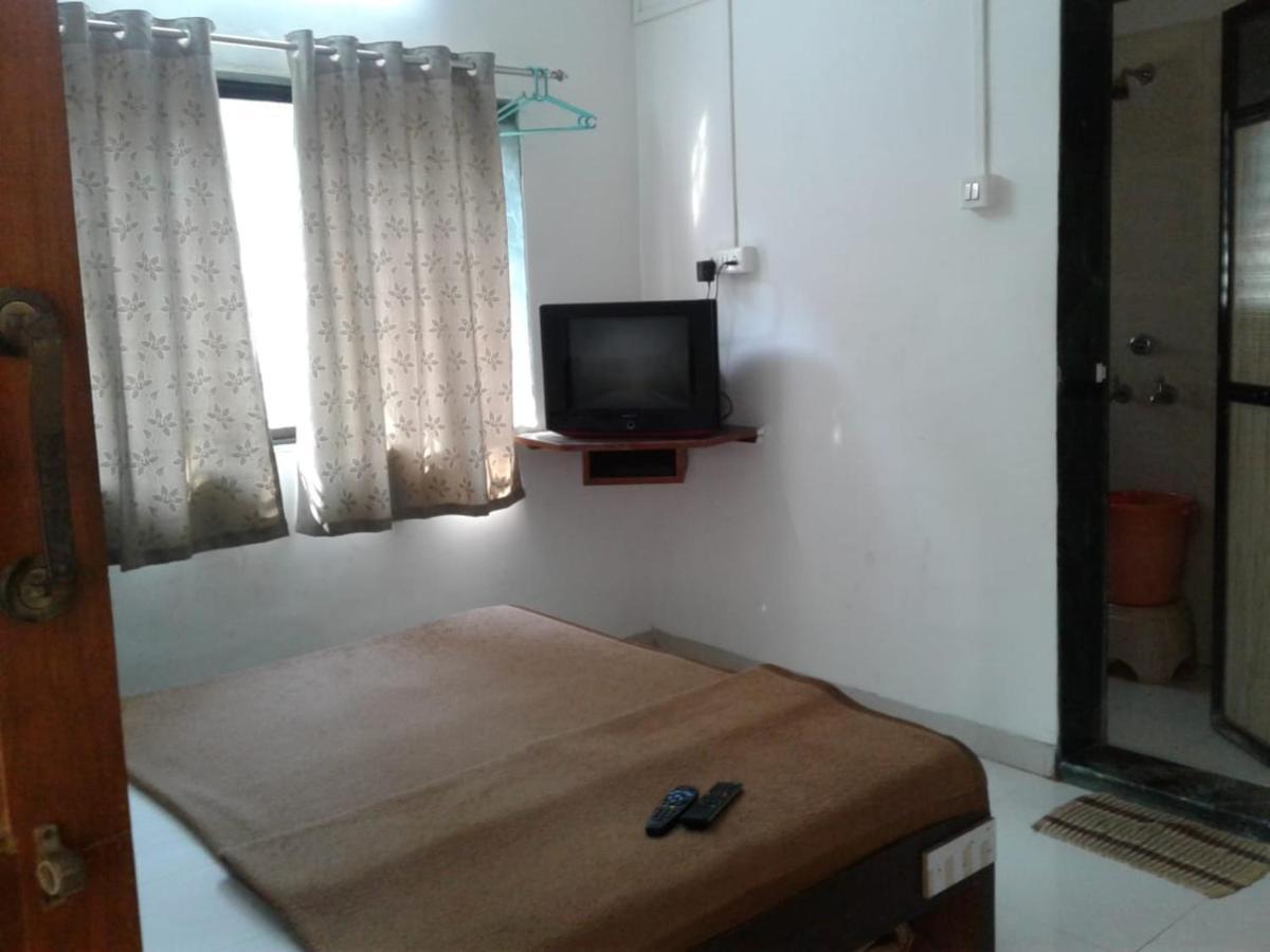 Hotel Kalpavruksha Alībāg Dış mekan fotoğraf